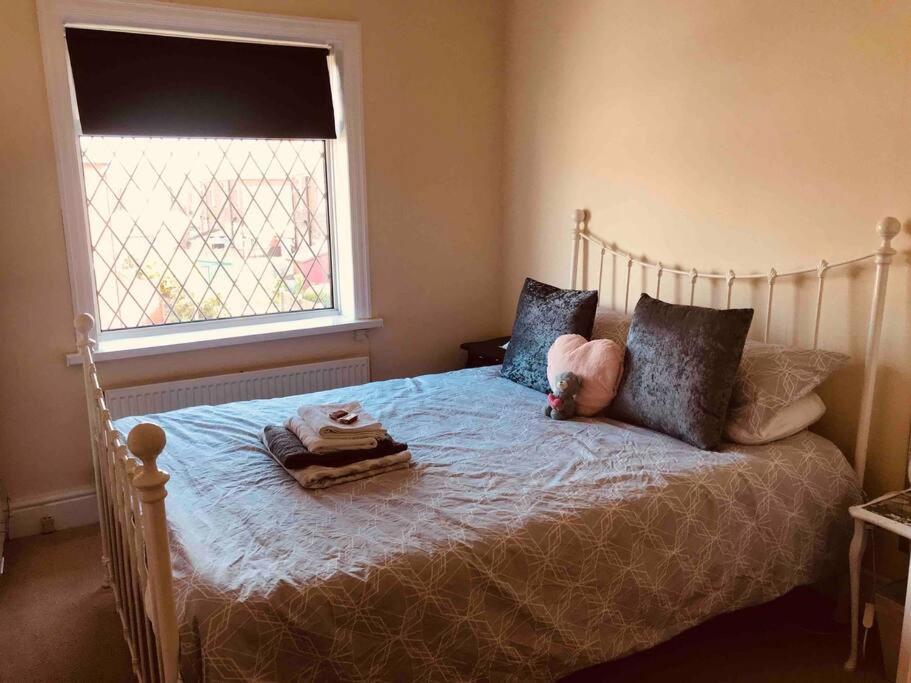 2 Bed Sleeps 6 Beach Retreat St Annes On Sea Villa ลิธึม เซนต์ แอนน์ส ภายนอก รูปภาพ