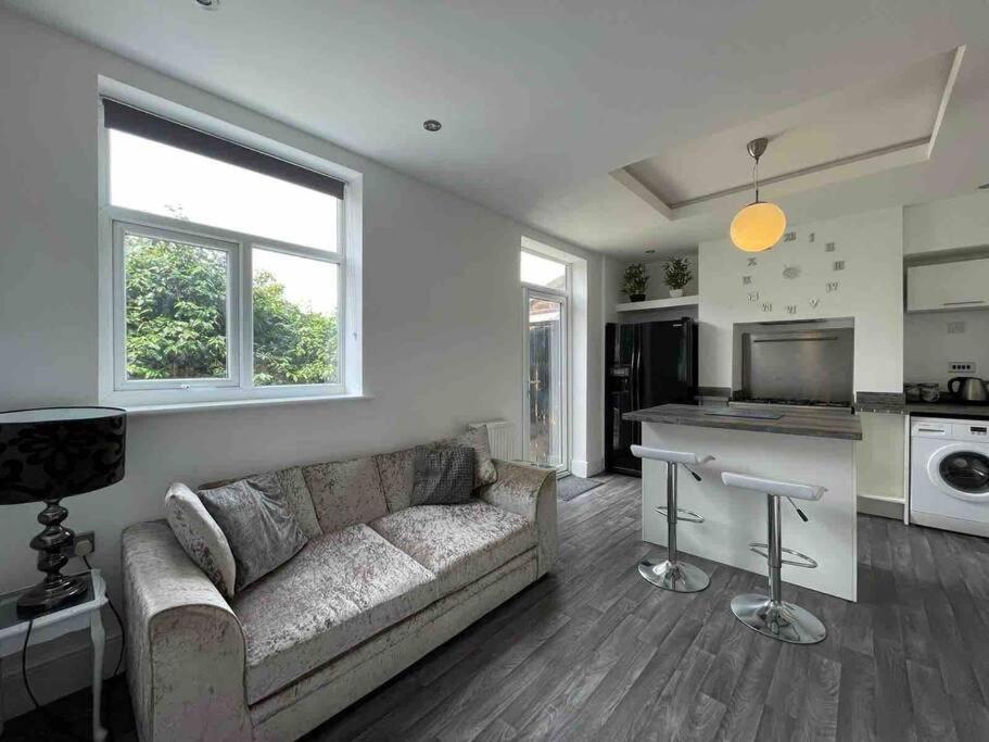 2 Bed Sleeps 6 Beach Retreat St Annes On Sea Villa ลิธึม เซนต์ แอนน์ส ภายนอก รูปภาพ
