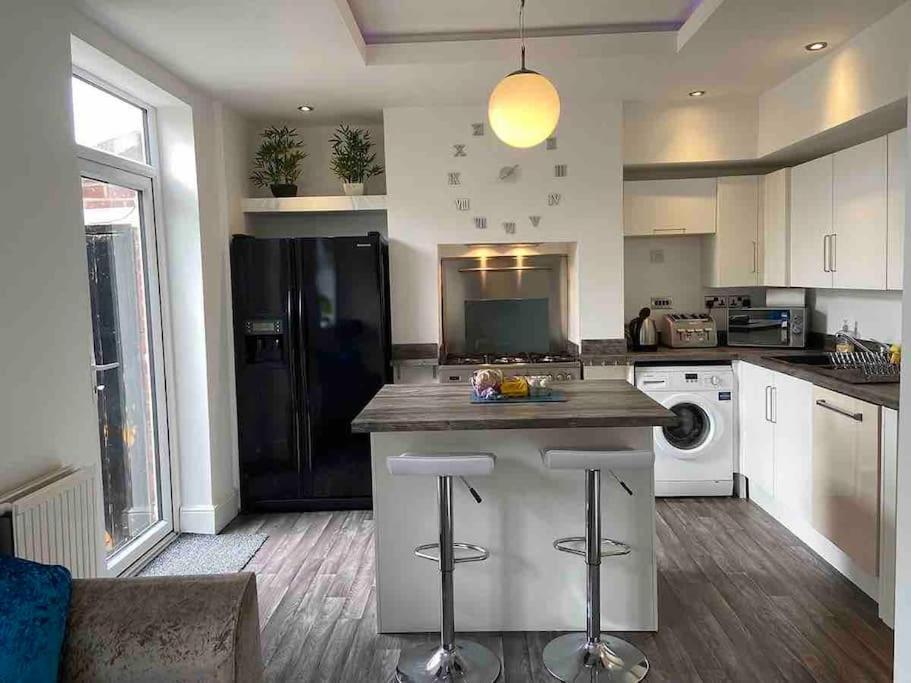 2 Bed Sleeps 6 Beach Retreat St Annes On Sea Villa ลิธึม เซนต์ แอนน์ส ภายนอก รูปภาพ
