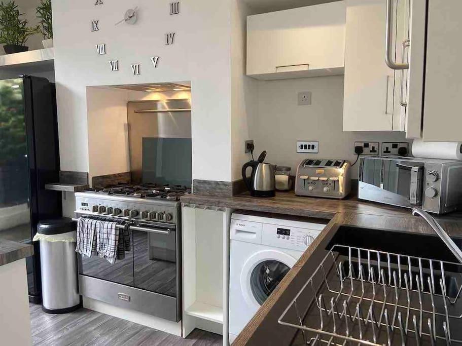 2 Bed Sleeps 6 Beach Retreat St Annes On Sea Villa ลิธึม เซนต์ แอนน์ส ภายนอก รูปภาพ