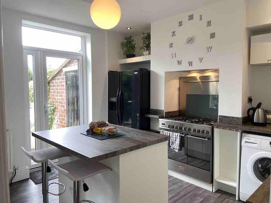 2 Bed Sleeps 6 Beach Retreat St Annes On Sea Villa ลิธึม เซนต์ แอนน์ส ภายนอก รูปภาพ