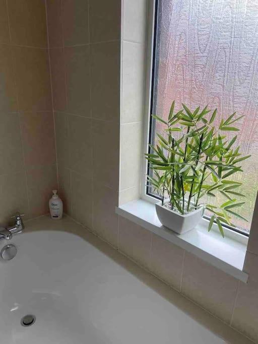 2 Bed Sleeps 6 Beach Retreat St Annes On Sea Villa ลิธึม เซนต์ แอนน์ส ภายนอก รูปภาพ