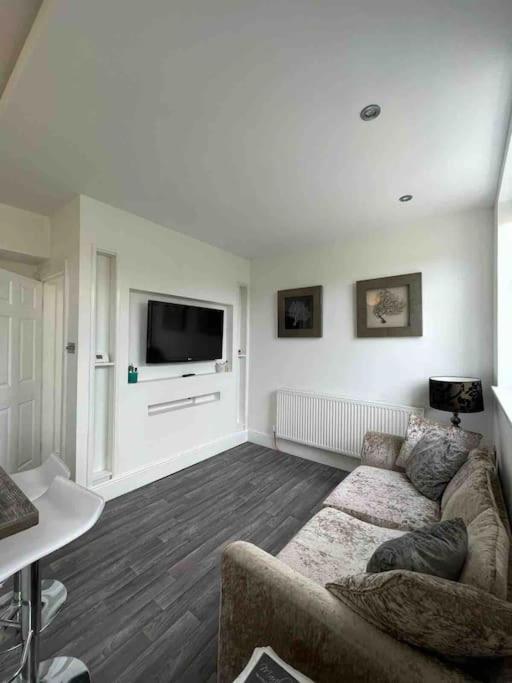 2 Bed Sleeps 6 Beach Retreat St Annes On Sea Villa ลิธึม เซนต์ แอนน์ส ภายนอก รูปภาพ