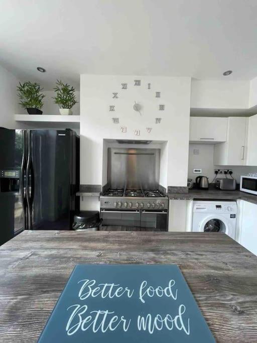 2 Bed Sleeps 6 Beach Retreat St Annes On Sea Villa ลิธึม เซนต์ แอนน์ส ภายนอก รูปภาพ